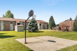 408 E 13th St – Burbank Apartments