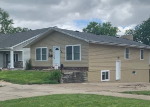 408 1/2 University St.